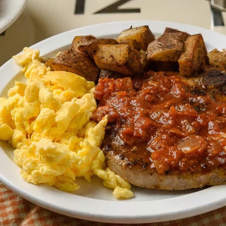 Egg-cellent Options: Southern and Brunch Favorites