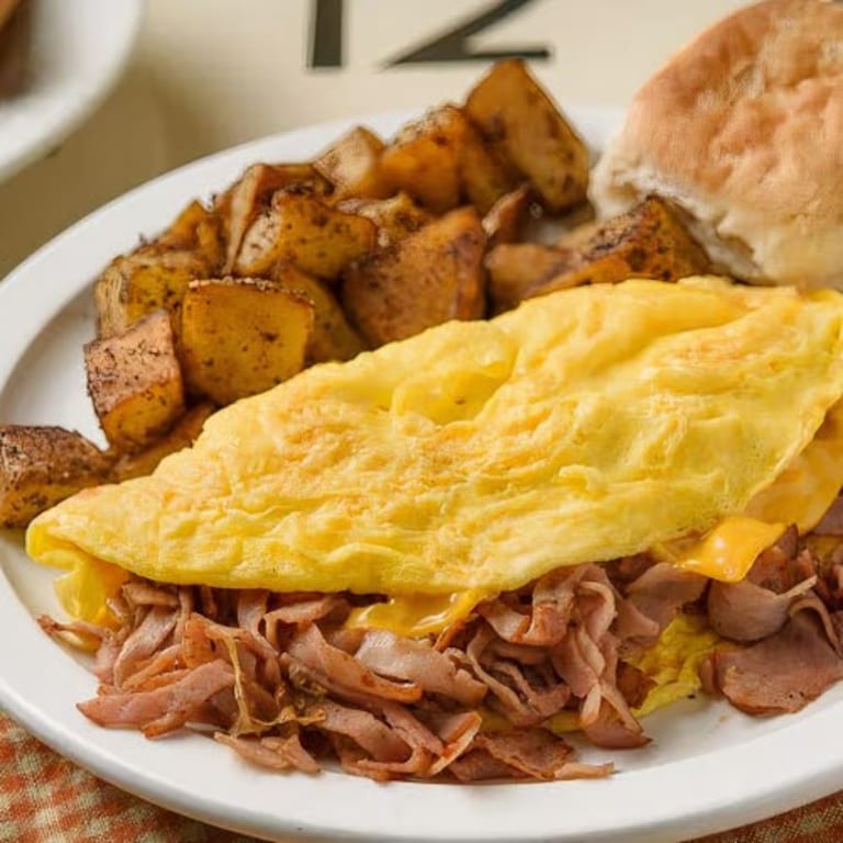 Southern Omelet Delights: A Brunch Favorite