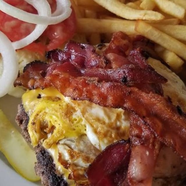 10 O'clock Burger.